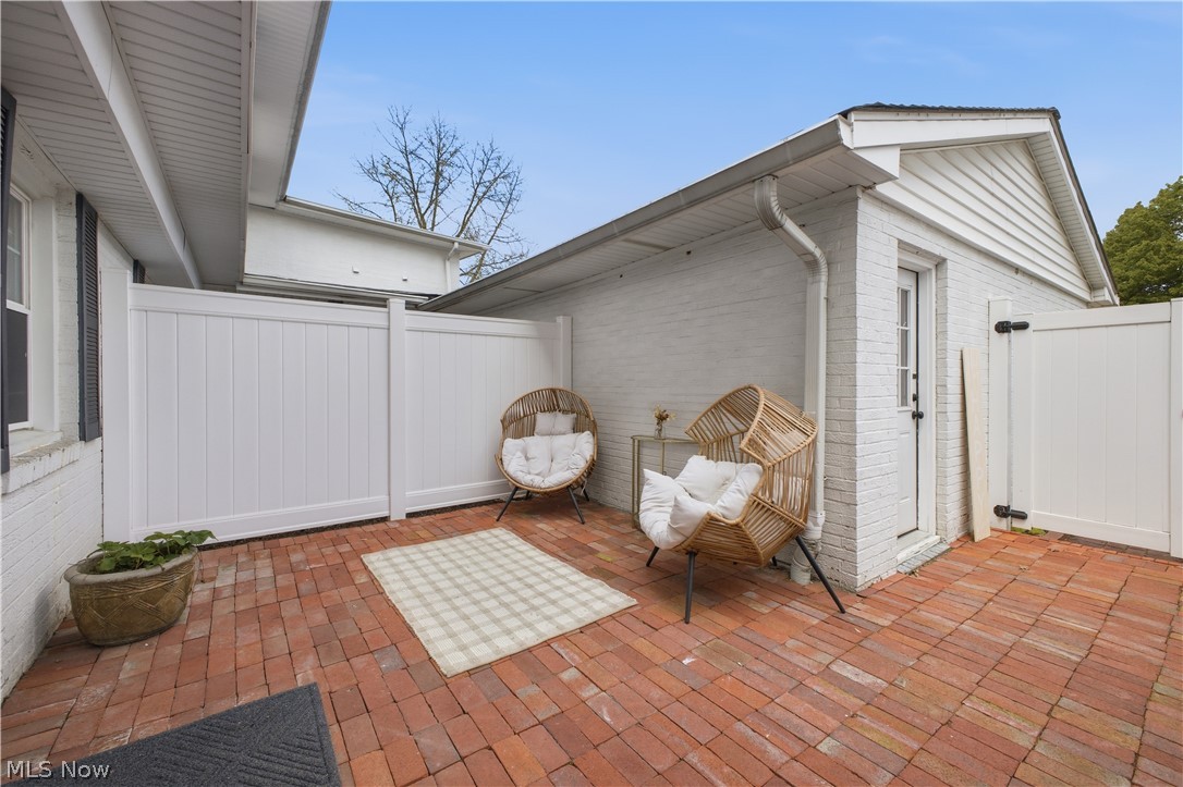 Meadowlawn - Residential