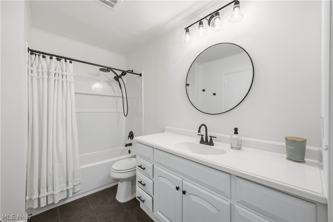 Meadowlawn - Residential