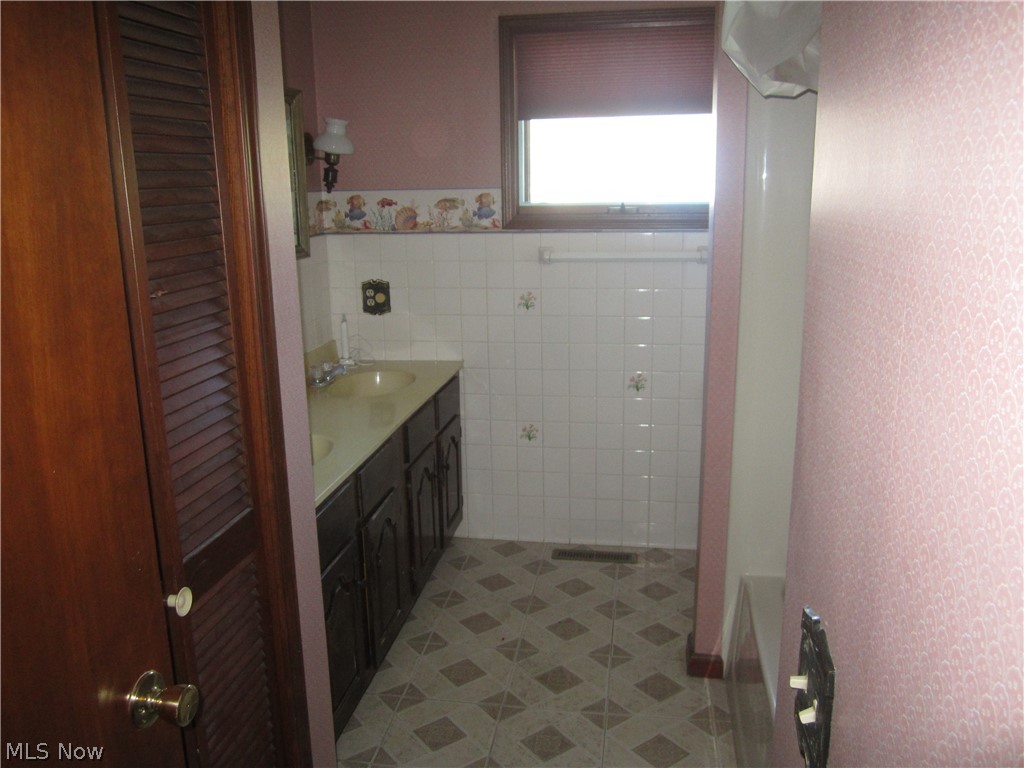 Village/Grandview - Residential