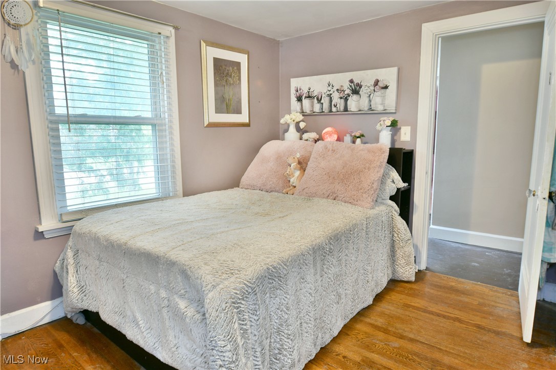 Crescent Drive 02 - Residential