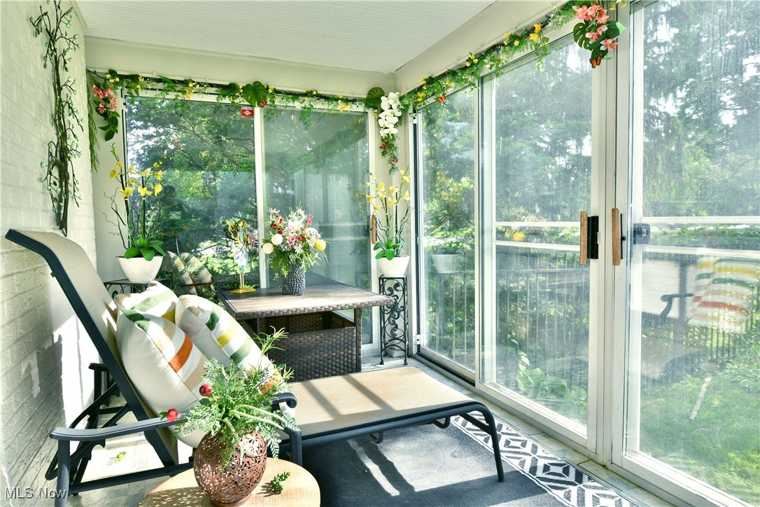 Crescent Drive 02 - Residential