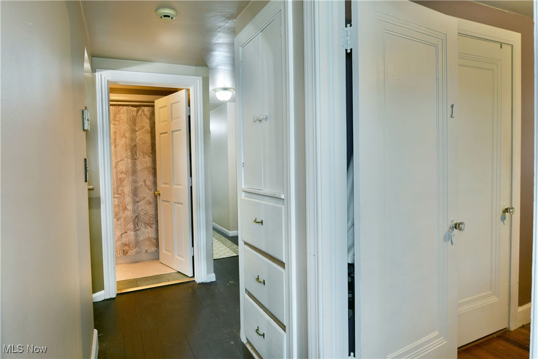 Crescent Drive 02 - Residential