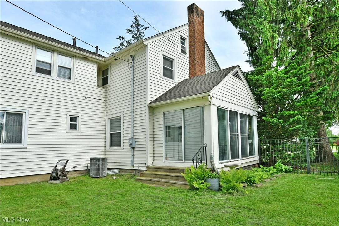 Crescent Drive 02 - Residential