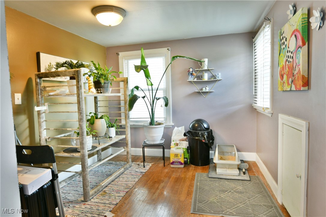 Crescent Drive 02 - Residential