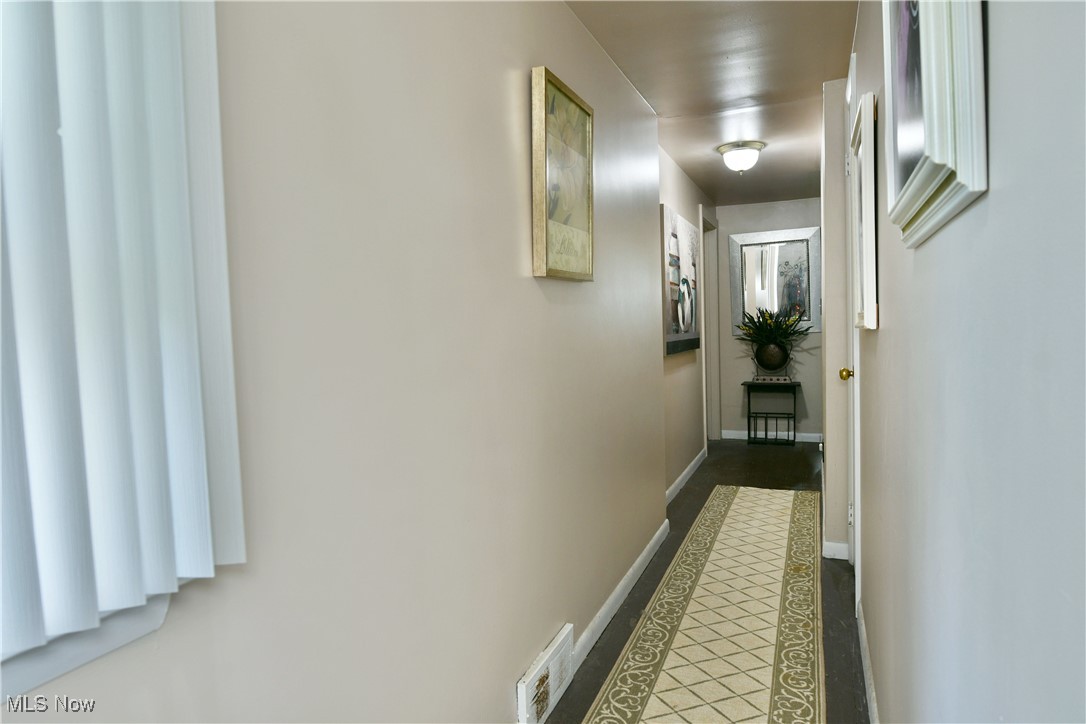 Crescent Drive 02 - Residential