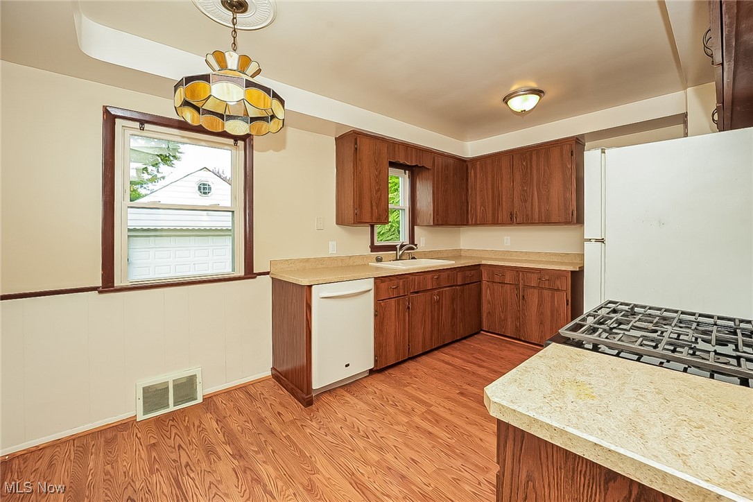 Knickerbrocker Land Cos Burkl - Residential