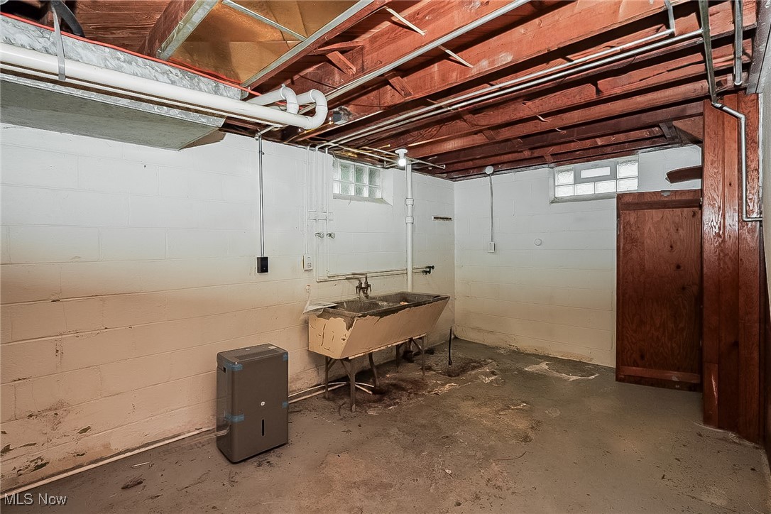 Knickerbrocker Land Cos Burkl - Residential