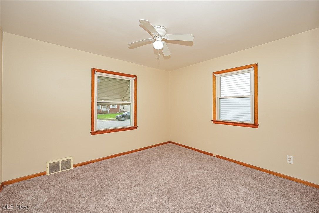 Knickerbrocker Land Cos Burkl - Residential