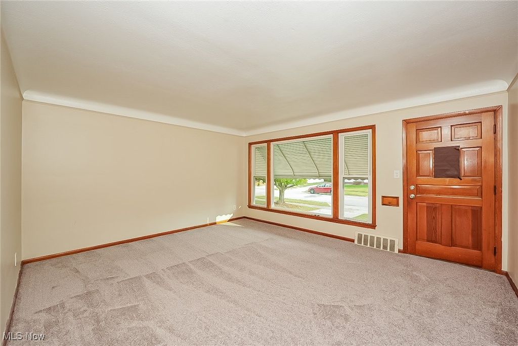 Photo of 24891 Zeman Avenue, Euclid, OH 44123 (MLS # 5165062)