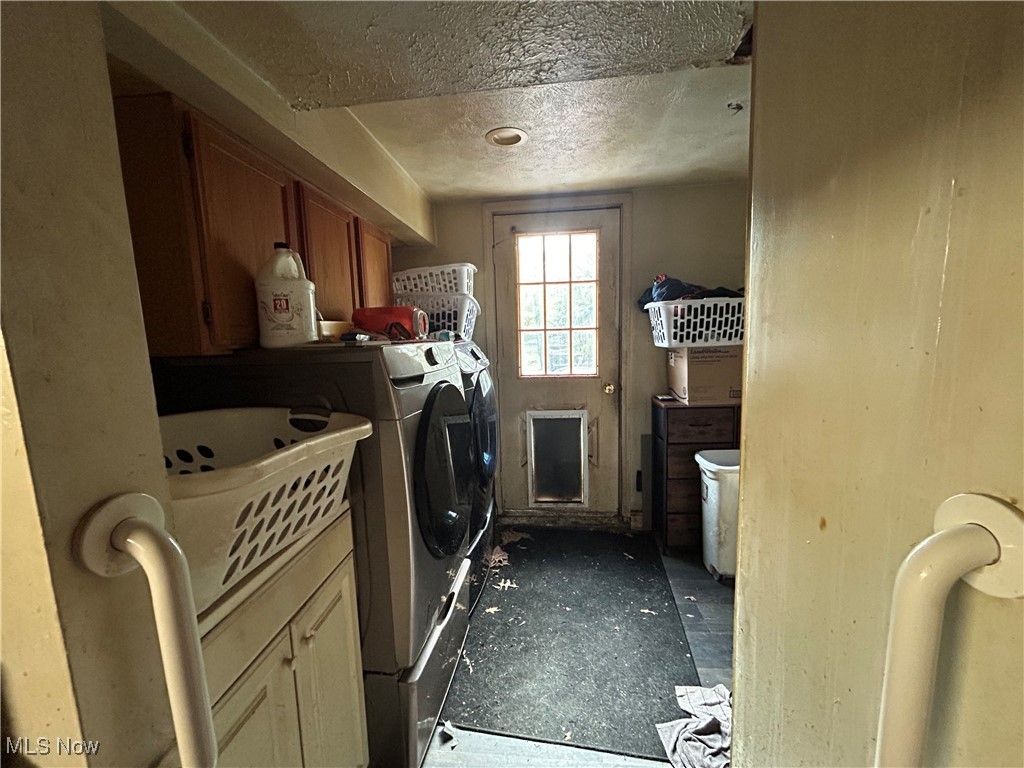 Photo of 34048 Beach Park Avenue, Eastlake, OH 44095 (MLS # 5167709)