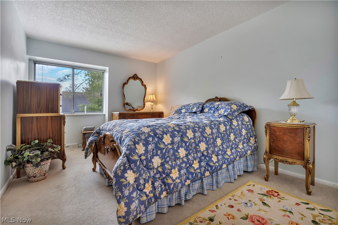 Hampton Woods - Residential