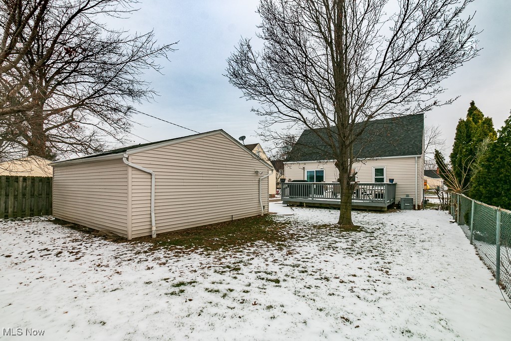 276 E 329th Street, Willowick, Ohio image 29