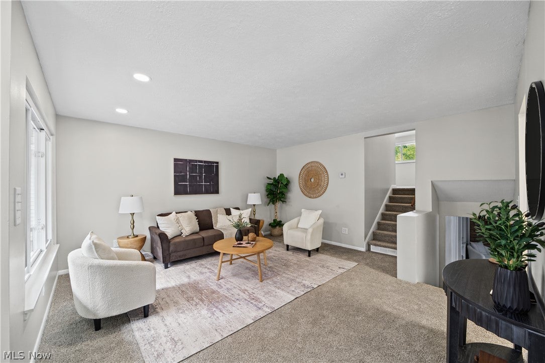 4262 W 181st Street