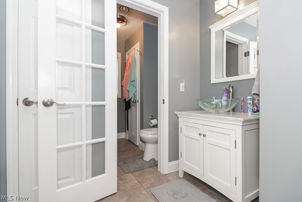 Country Club Estates - Residential