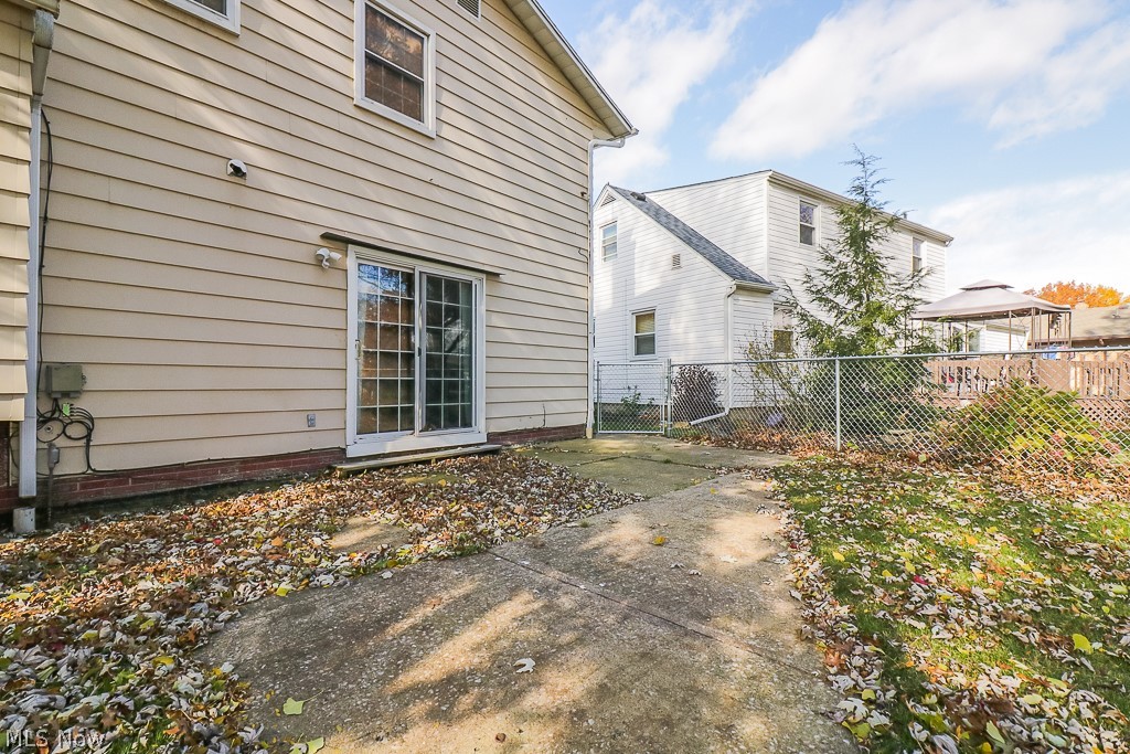 Country Club Estates - Residential