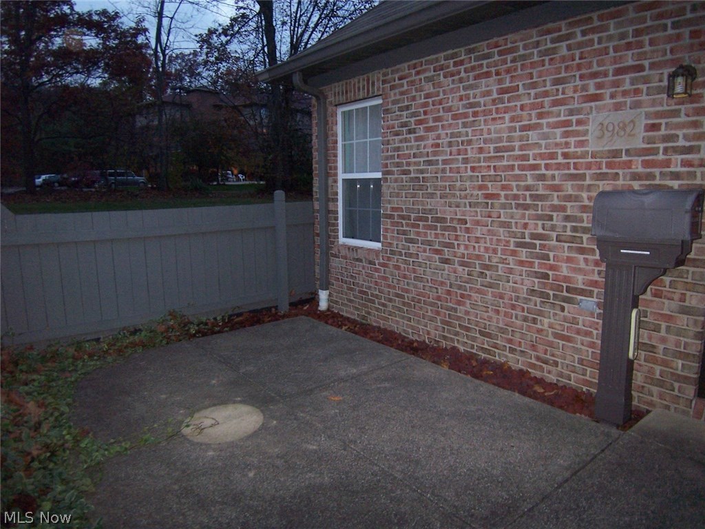 Villas/Oregon Trls Condo Ph 3 - Residential