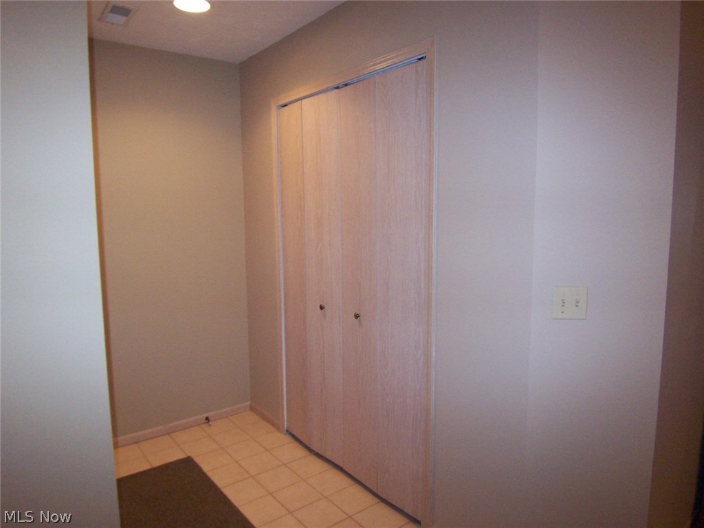 Villas/Oregon Trls Condo Ph 3 - Residential