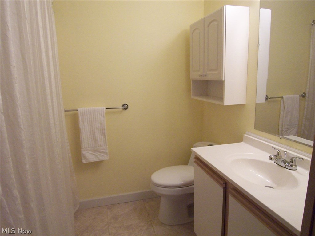 Villas/Oregon Trls Condo Ph 3 - Residential