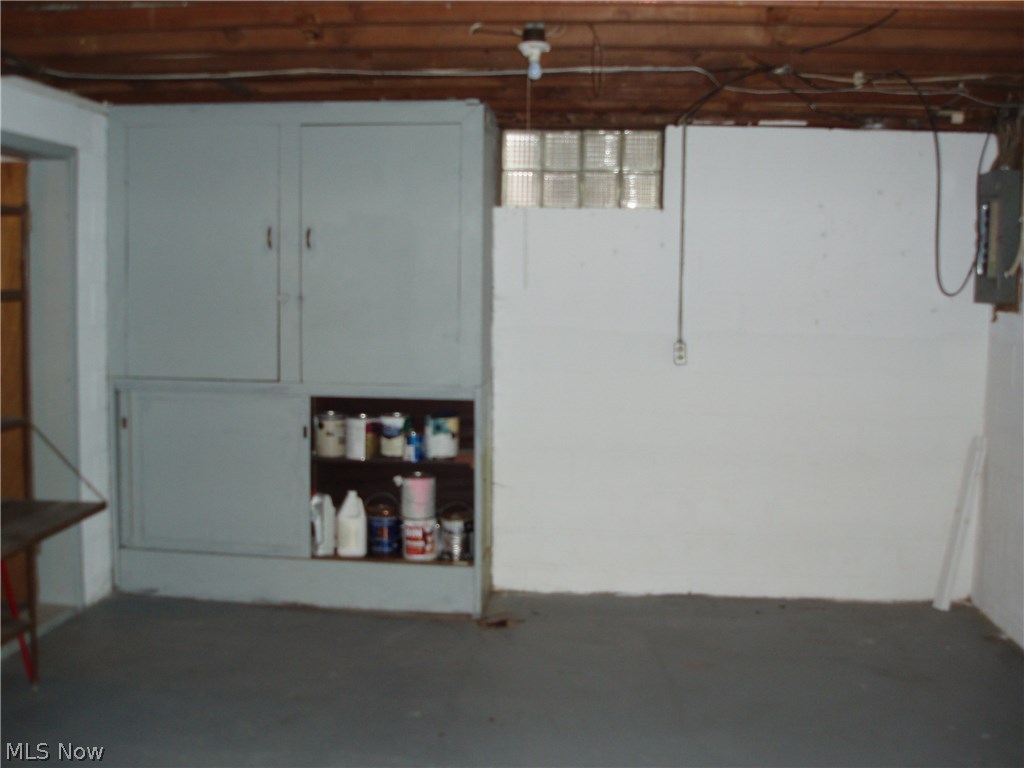 Oak Tree - Residential