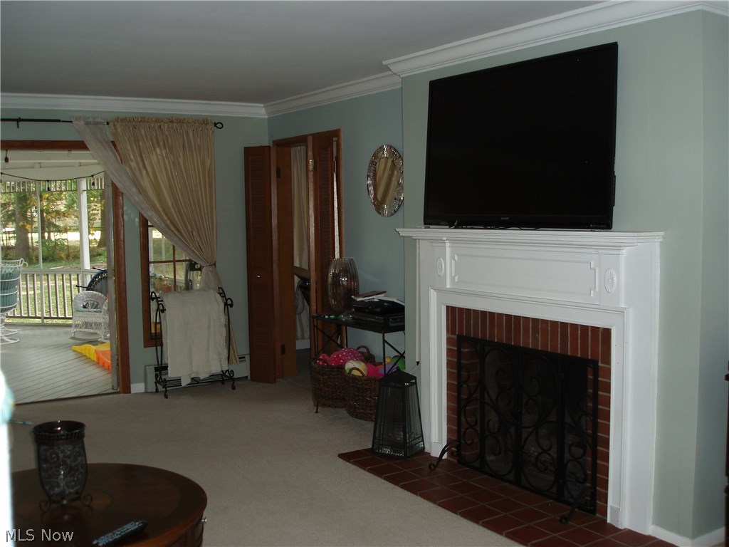 Oak Tree - Residential