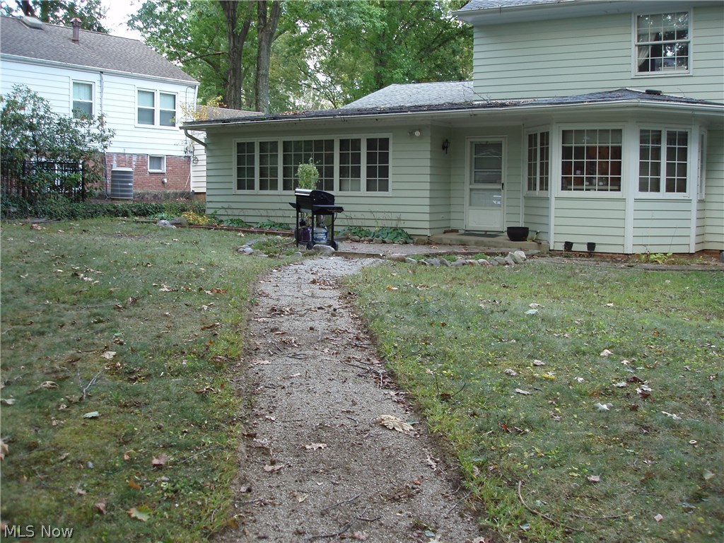 Oak Tree - Residential