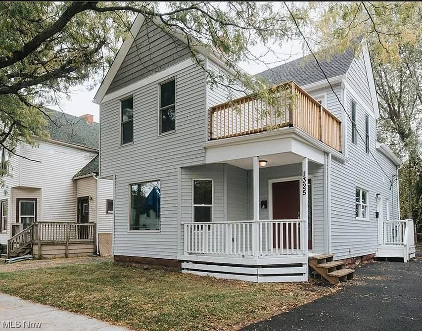 Davis & Grombachers - Residential Lease