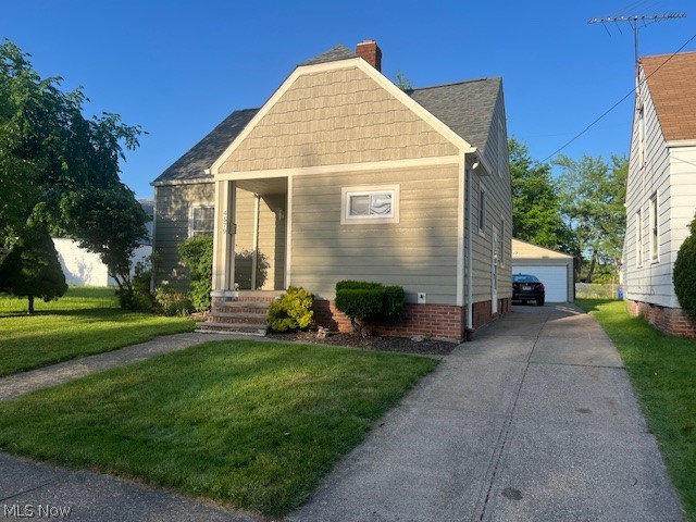Find comfortable living in Old Brooklyn with this charming Bungalow in a great location. Boasting a spacious 2.5 car garage, newer siding, windows, and roof. Enjoy a newly updated bathroom and central air. Easy to show! Transferable Ohio State Waterproofing warranty.