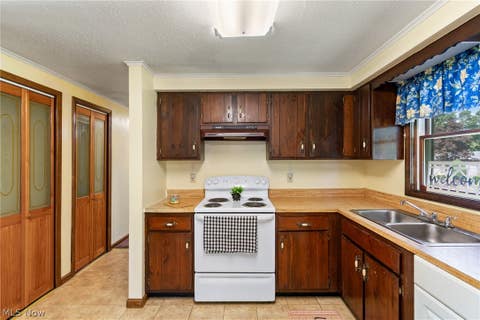 Tiny photo for 10685 Scotts Corners Road, Diamond, OH 44412 (MLS # 5239169)
