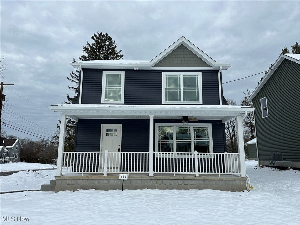 Photo of 970 Bonnie Brae Avenue, Youngstown, OH 44511 (MLS # 5182411)