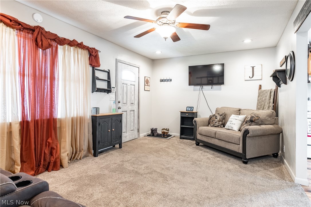 Edgelawn Adn - Residential