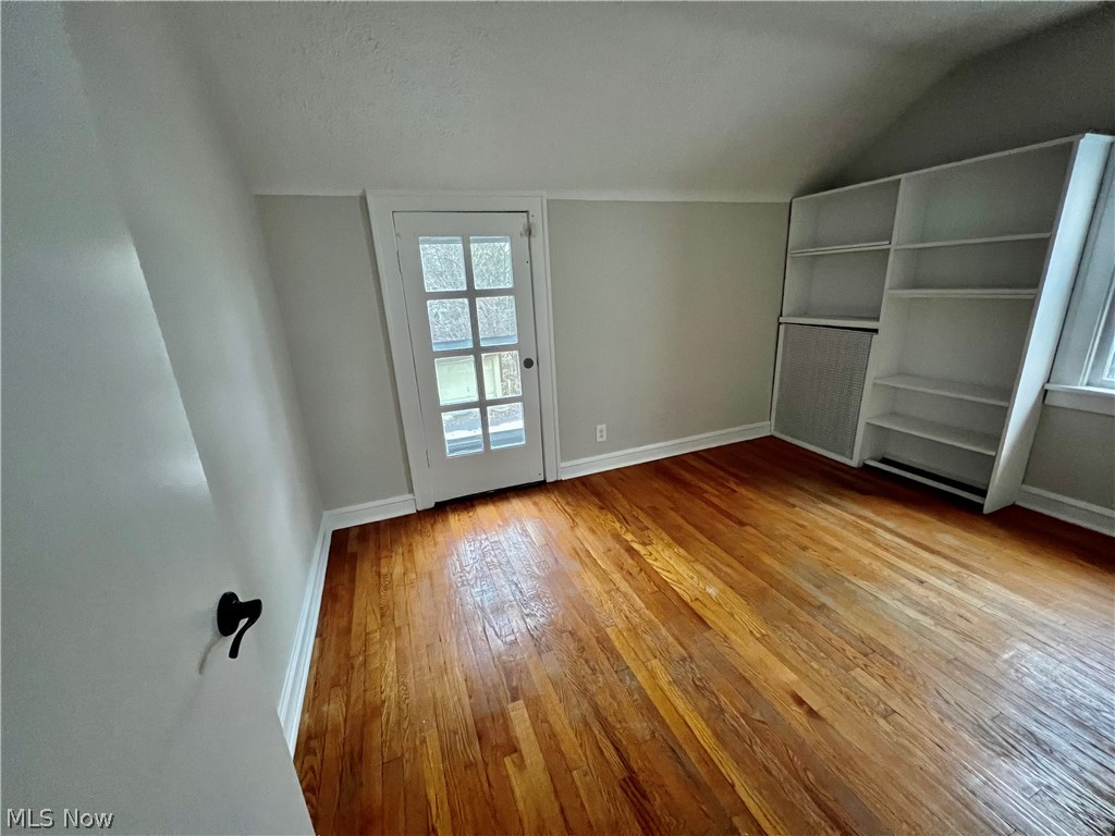 Mayfield On Belvoir Blvd - Residential Lease