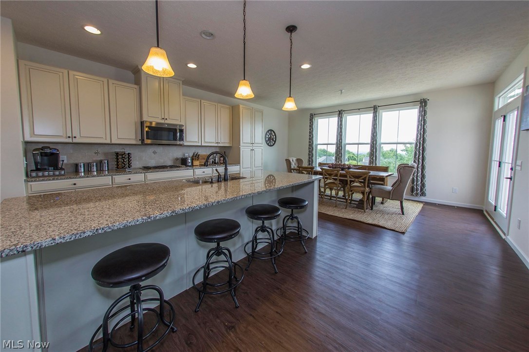 Emerald Estates 9 - Residential