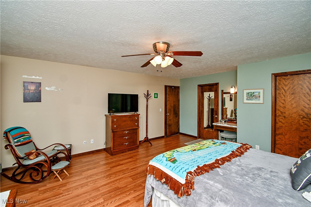 Green Sec 33 - Residential Income