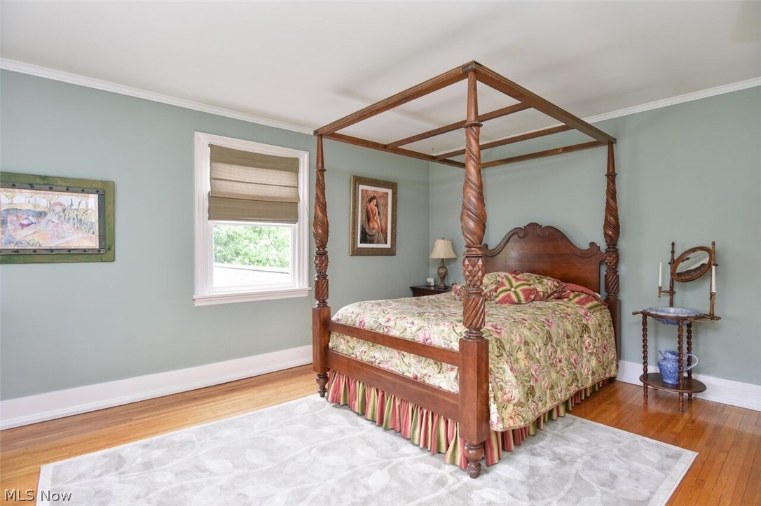 Crescent Drive 02 - Residential