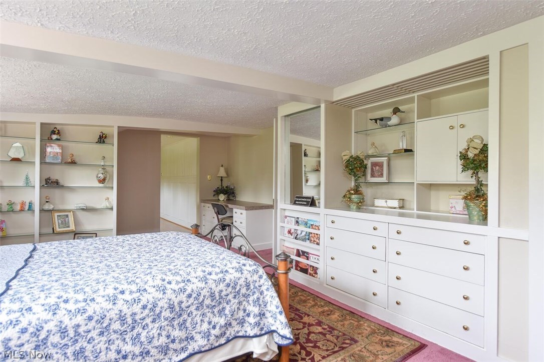 Crescent Drive 02 - Residential