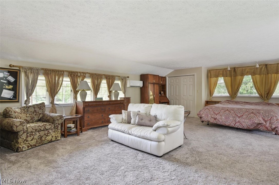 Crescent Drive 02 - Residential