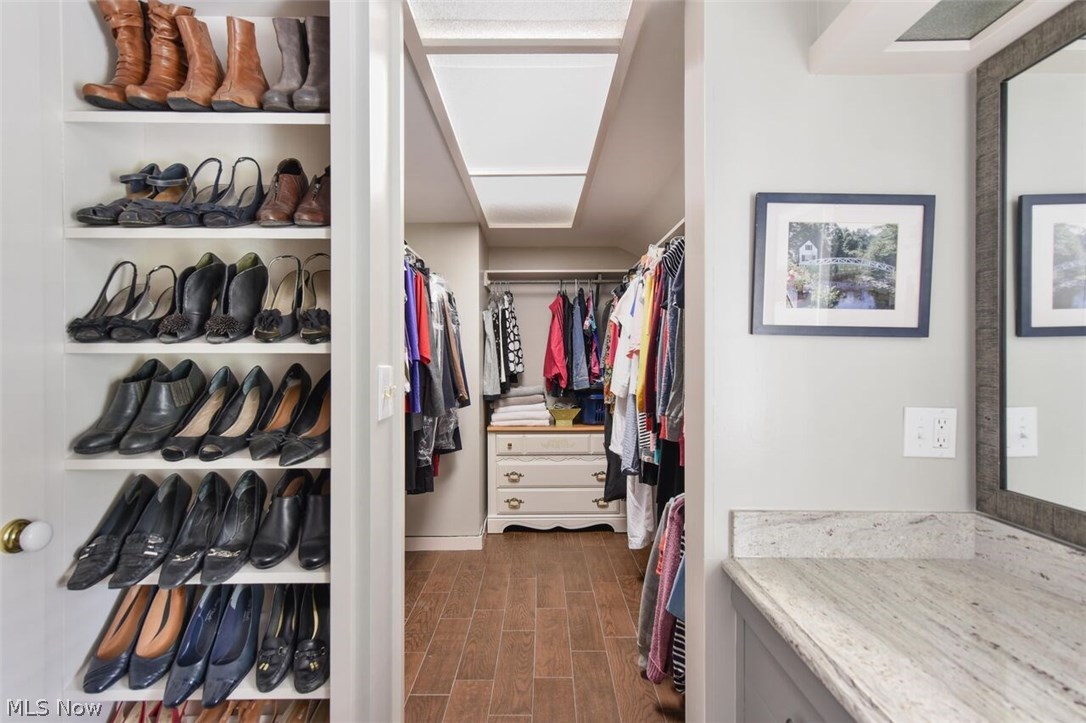 Crescent Drive 02 - Residential