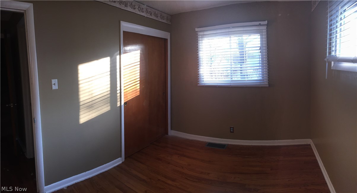 Louis Stile Sub - Residential