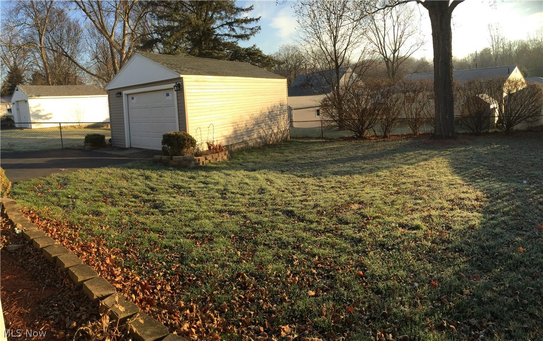 Louis Stile Sub - Residential