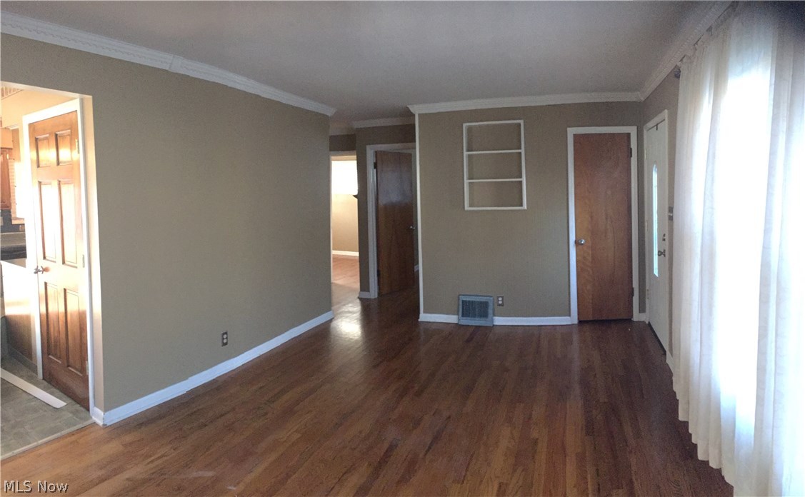 Louis Stile Sub - Residential