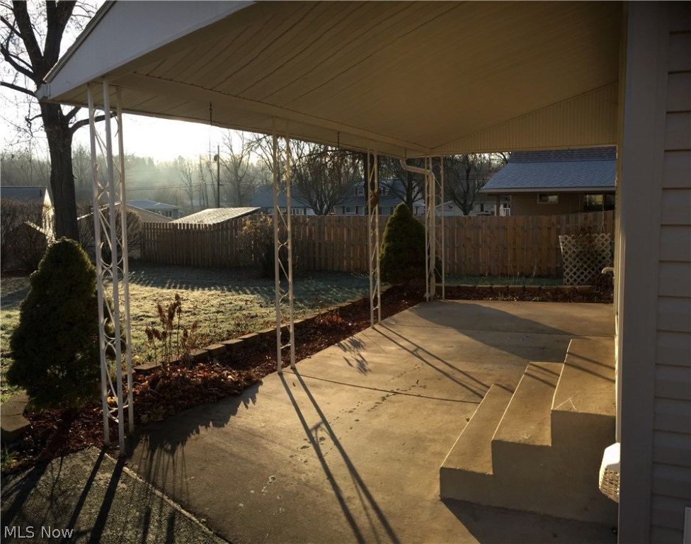 Louis Stile Sub - Residential