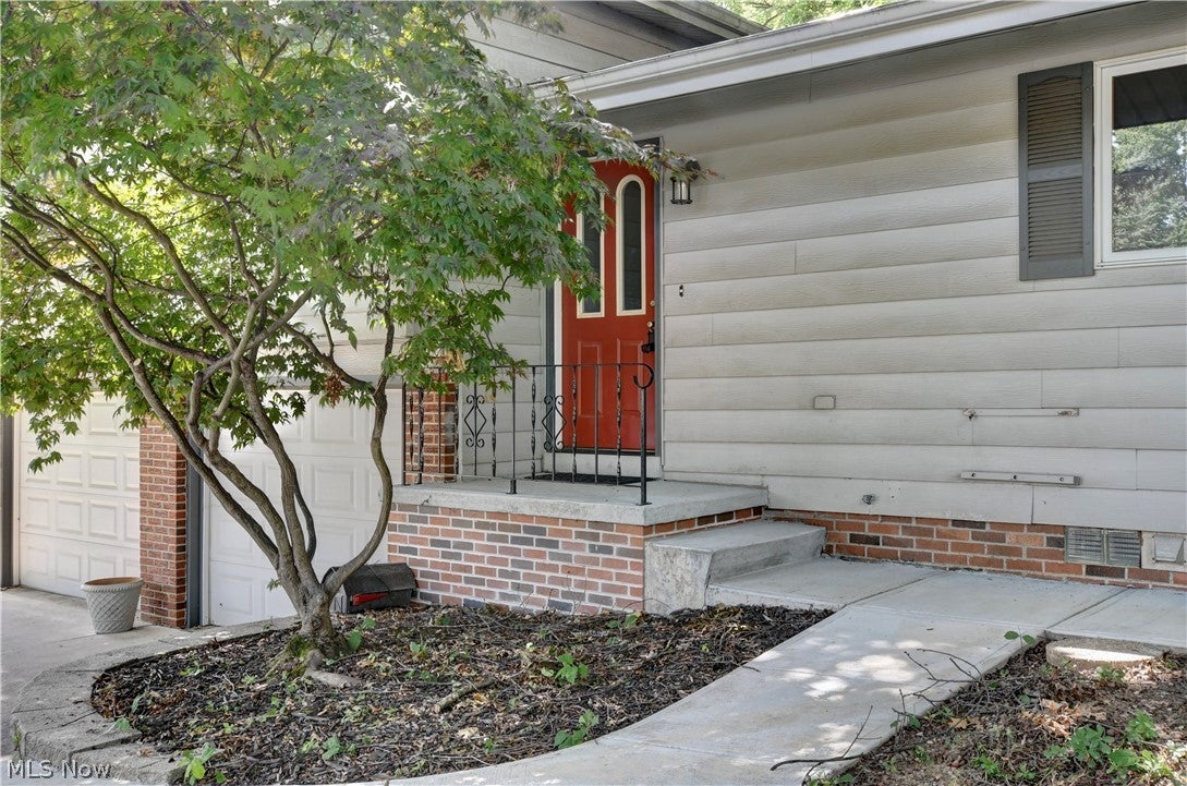 3136 Englewood Drive