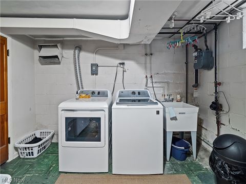 Tiny photo for 4765 W 220th Street, Fairview Park, OH 44126 (MLS # 5203401)