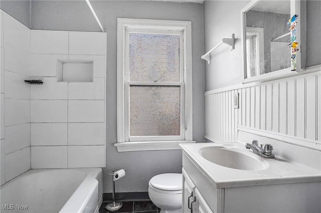 Duncan Heights - Residential Income