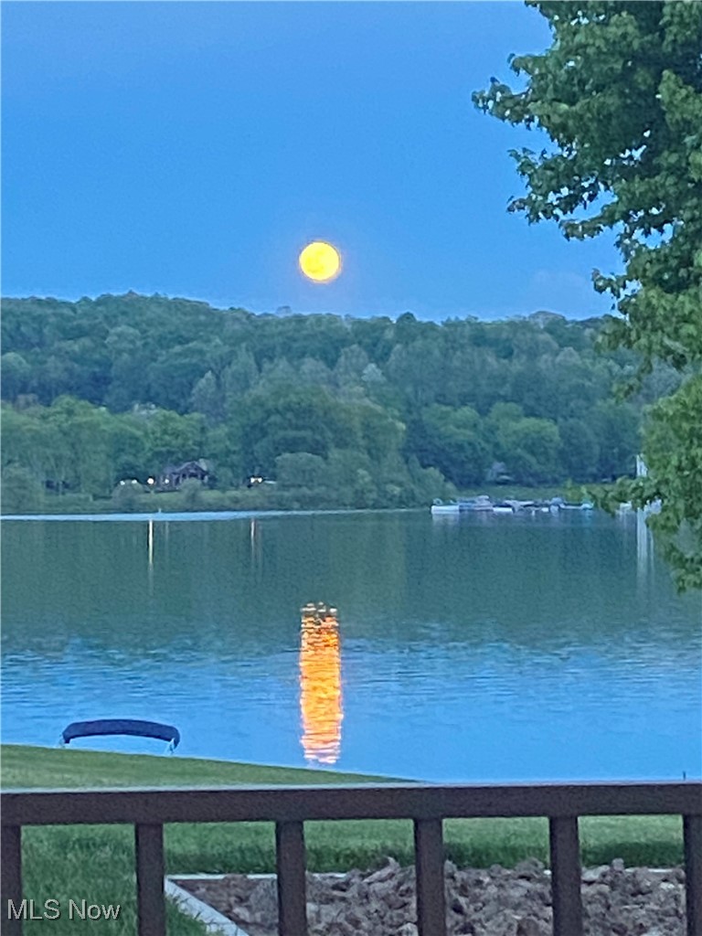 1251 Arrowhead Drive SW