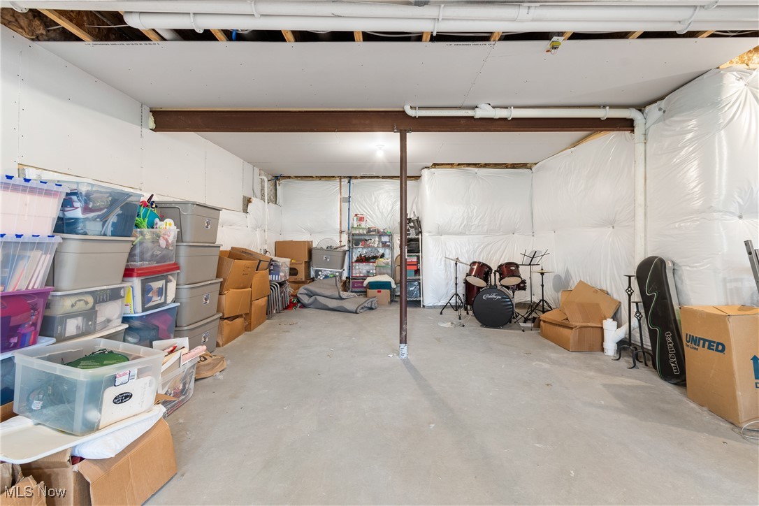 3815 Jacobs Lane, Uniontown, Ohio image 41