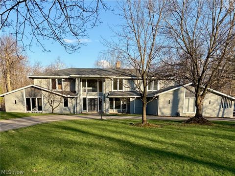 29 Hunting Hollow Drive Pepper Pike OH 44124