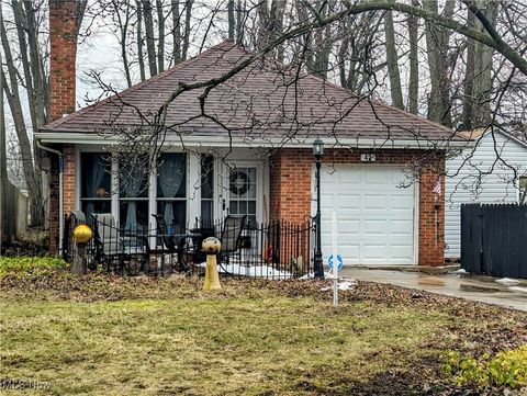 42 Shawondassee Dr, Timberlake, OH 44095 - MLS#: 5101164
