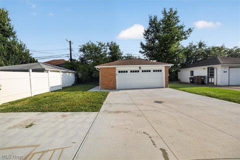 Tiny photo for 3319 Norris Avenue, Parma, OH 44134 (MLS # 5240357)