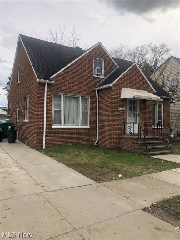 5203 Stanley Avenue, Maple Heights, Ohio image 2